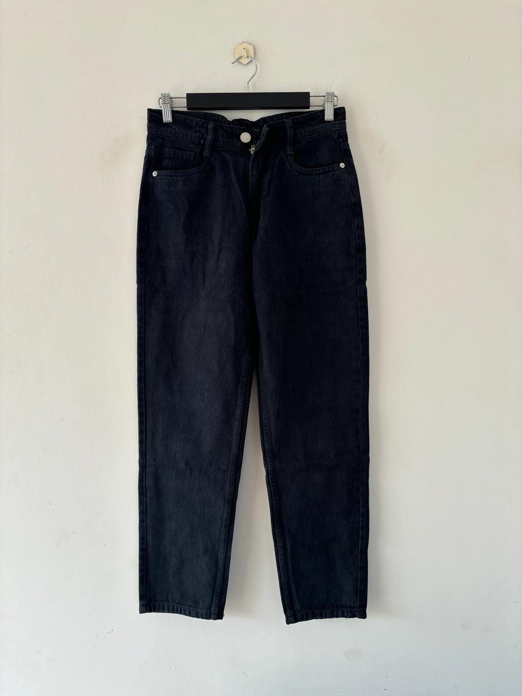 Black faded Momfit jean